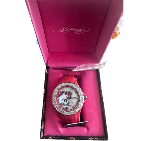 NIB Ed Hardy Love Kills Slowly Watch Swarovski Crystals & Red Pink Band Y2K - Picture 6 of 14